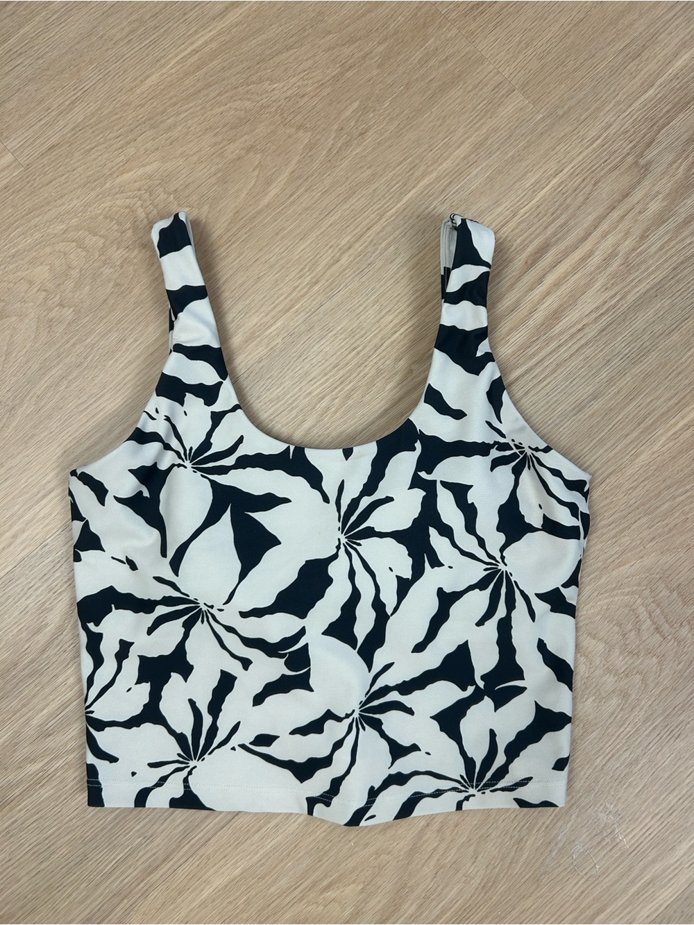 SAGE Collective Workout Crop Top Tank S - Picture 2 of 4